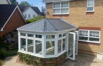 Save up to 90% heat loss in Winter and create a cool living area during the Summer. A typical polycarbonate roof provides 8x less and a glass roof 6x less insulation from cold and heat.